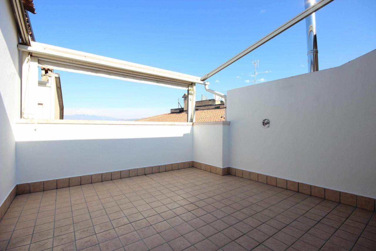Case Vr Holiday Vittorias Flat Werona Zewnętrze zdjęcie